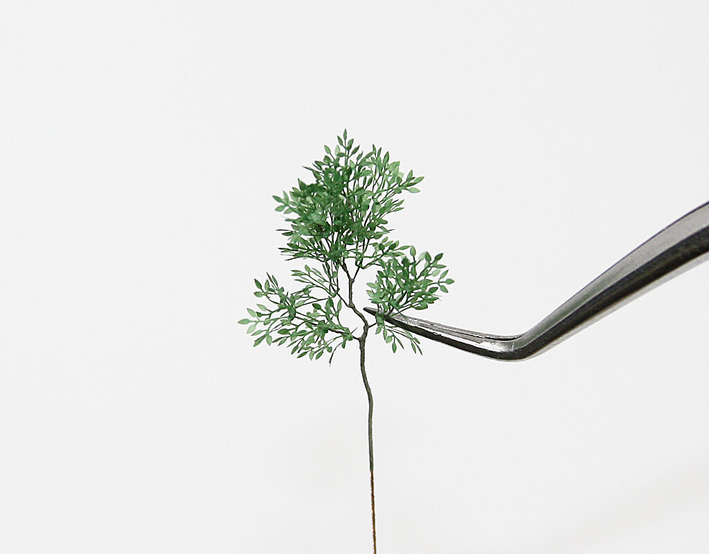 ジオラマ リアルミニチュア樹木模型 枝葉シリーズ クスノキタイプ 使い方